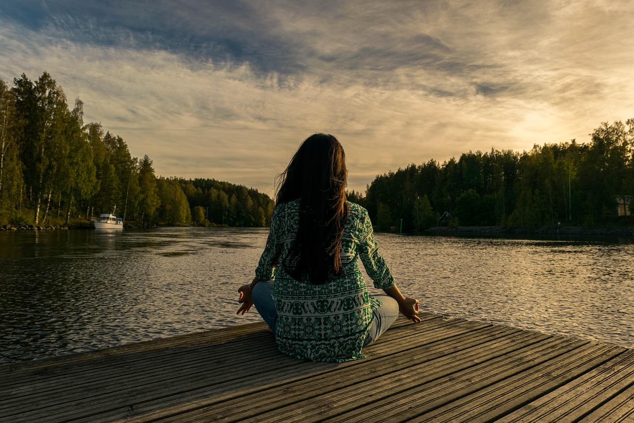 meditate while traveling